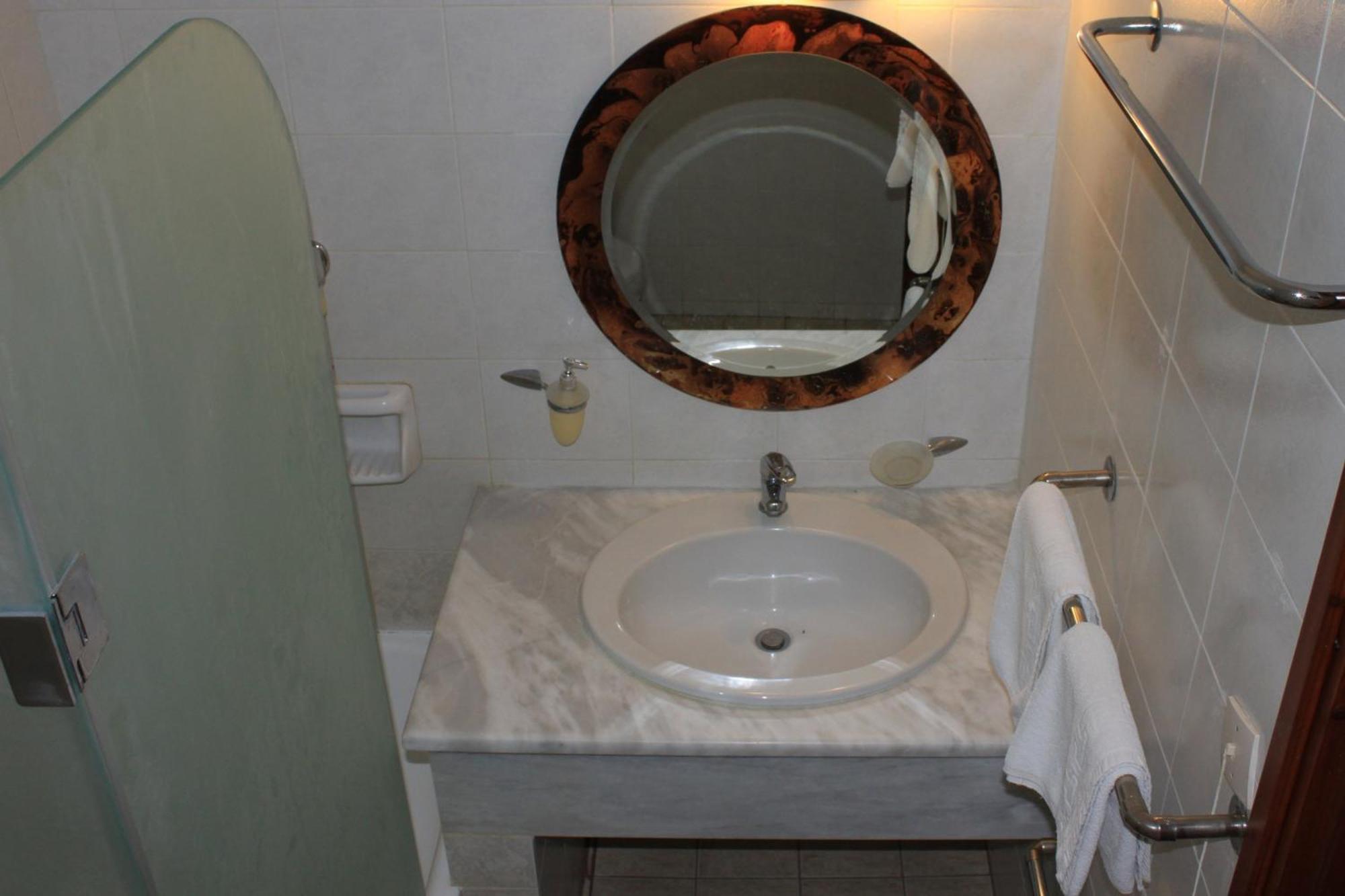 Athorama Hotel 오라누폴리 외부 사진